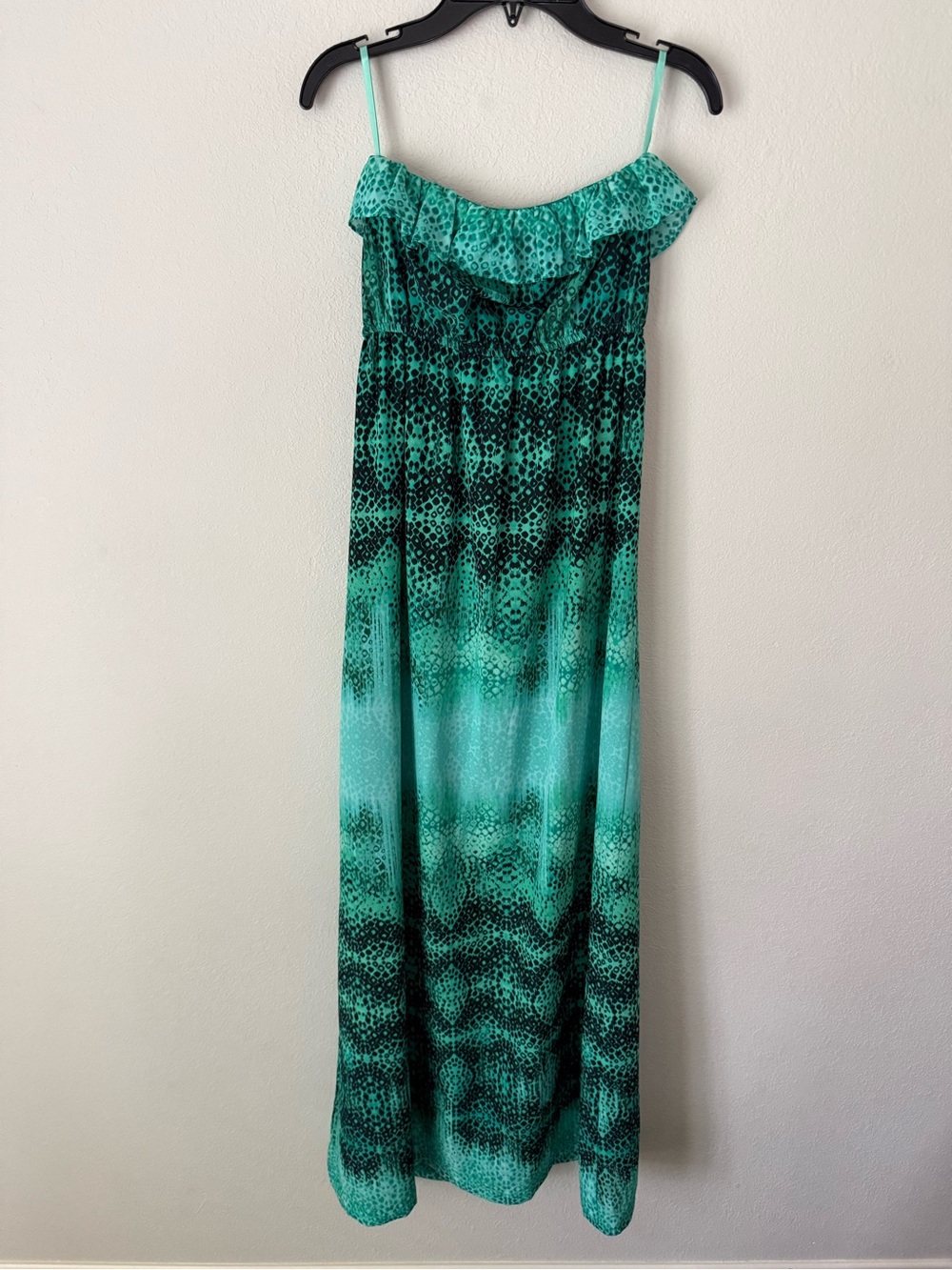 Collective Concepts Ombre Strapless Maxi Dress